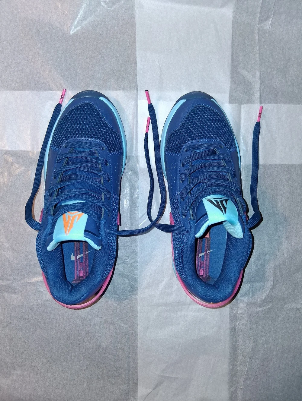 Nike Sneakers, Brand New, Women size 6 = 4.5Y - Picture 3 of 9